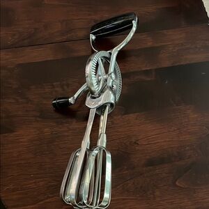 EKCO hand mixer. Stainless steel